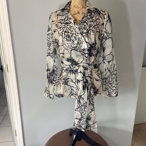 Talbots Petites 100% Silk Top Blouse Belted Size M - Picture 2 of 14